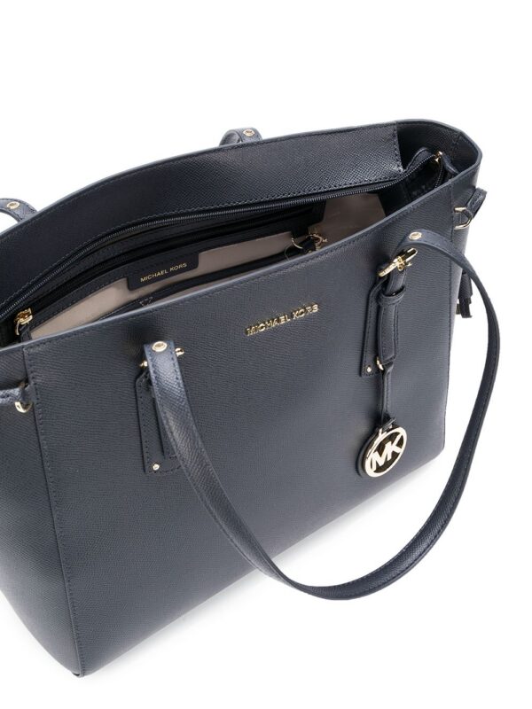 12546624_4aefbf76-37f1-4947-b715-b9cfa6be9eaf_1000.jpg Michael Michael Kors Voyager tote