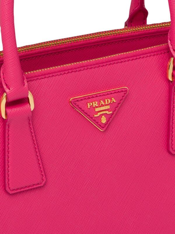13905873_21920935_1000.jpg Prada Galleria medium tote bag