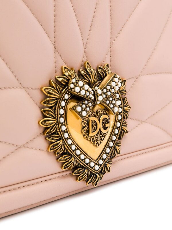 13972673_21871624_1000.jpg Dolce & Gabbana large Devotion quilted crossbody bag