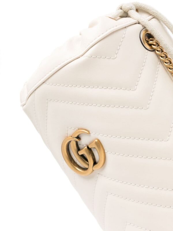 14090853_53139160_1000.jpg Gucci mini GG Marmont leather bucket bag