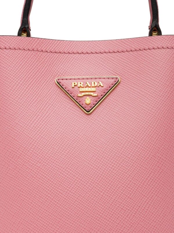 14417837_21278551_1000.jpg Prada small Panier tote