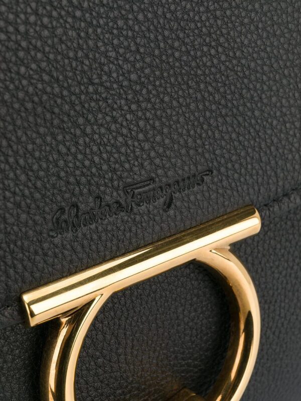 14666700_23131187_1000.jpg Ferragamo Gancini top-handle bag