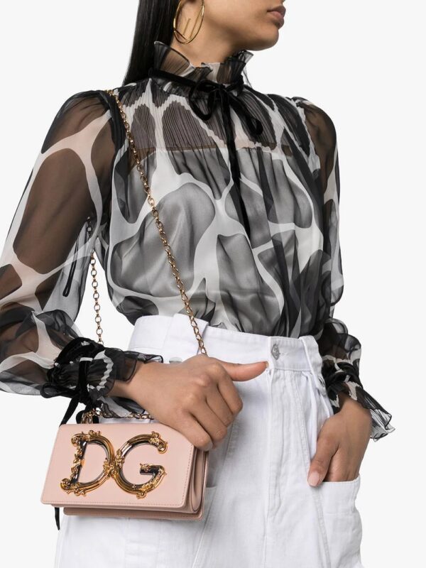 14733169_26237208_1000.jpg Dolce & gabbana DG Girls logo-embellished leather shoulder bag