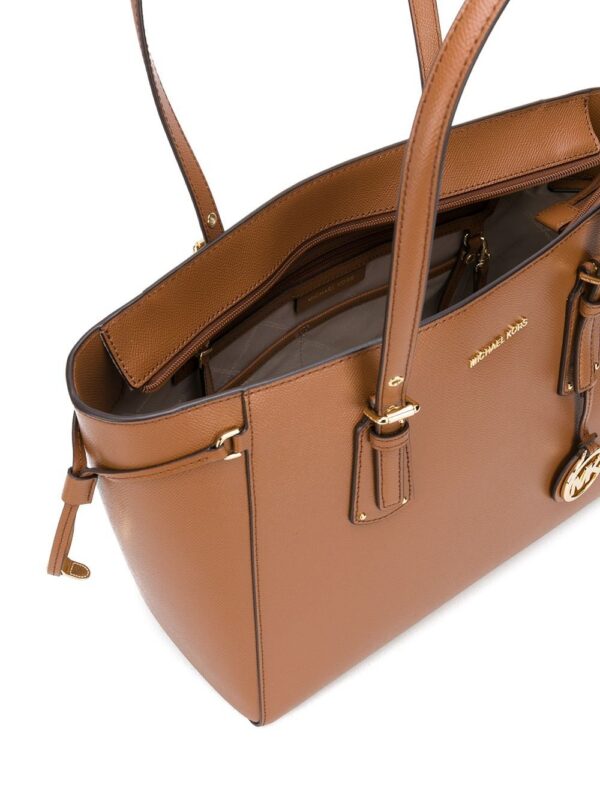 14973250_24831039_1000_ba9e9cea-4491-45d2-b860-065981b370ed.jpg Michael Michael Kors Voyager medium tote bag