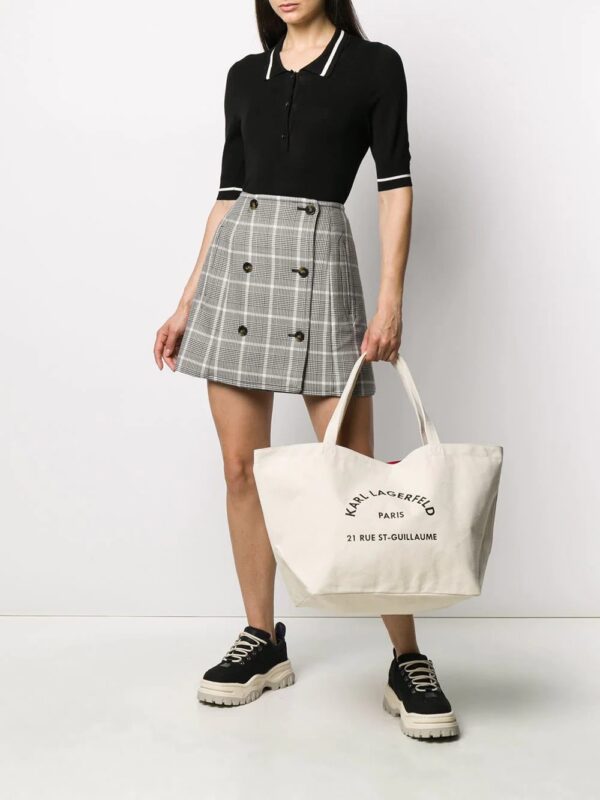 15070433_25489067_1000.jpg Karl Lagerfeld logo-print tote bag