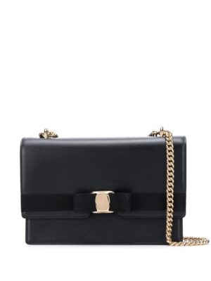 15384492_27863100_1000.jpg Ferragamo Vara leather shoulder bag