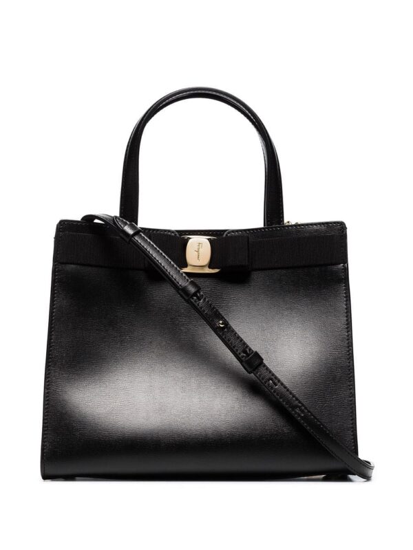 15387530_28124678_1000-1.jpg Ferragamo Vara shoulder bag