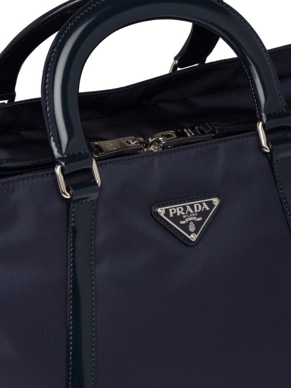 15563077_27973625_1000.jpg Prada logo plaque tote bag