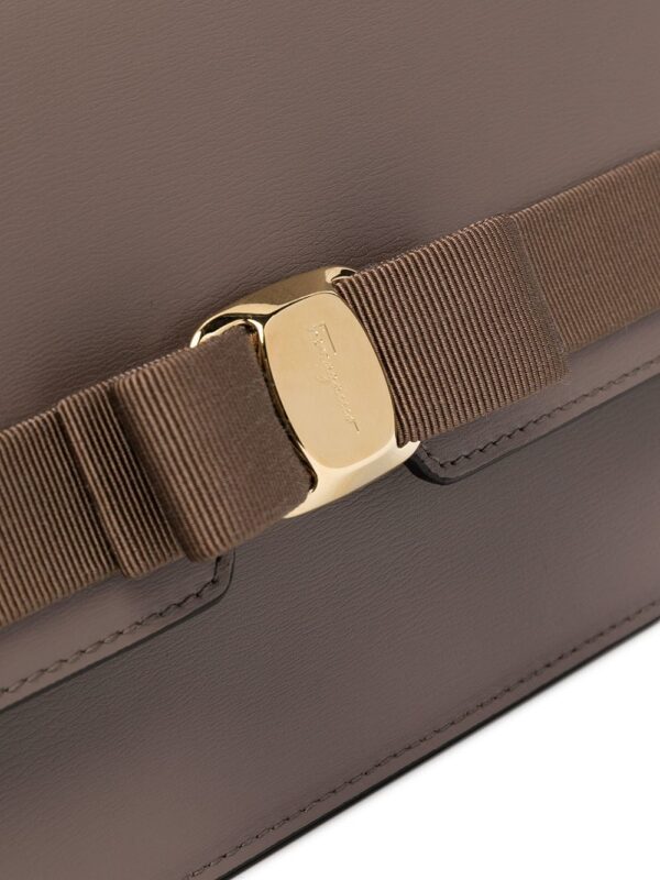 16050732_473df45a-7ed6-4b8b-970f-735542878f0b_1000.jpg Ferragamo Vara bow cross-body bag