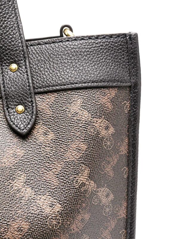16071812_30304000_1000.jpg Coach Field Horse and Carriage-print tote