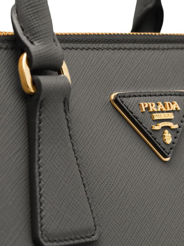 16111060_30365823_1000-1.jpg Prada medium Galleria leather tote bag