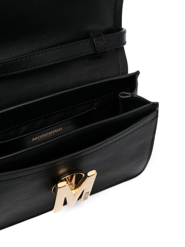 16211372_30994327_1000.jpg Moschino M logo-plaque bag