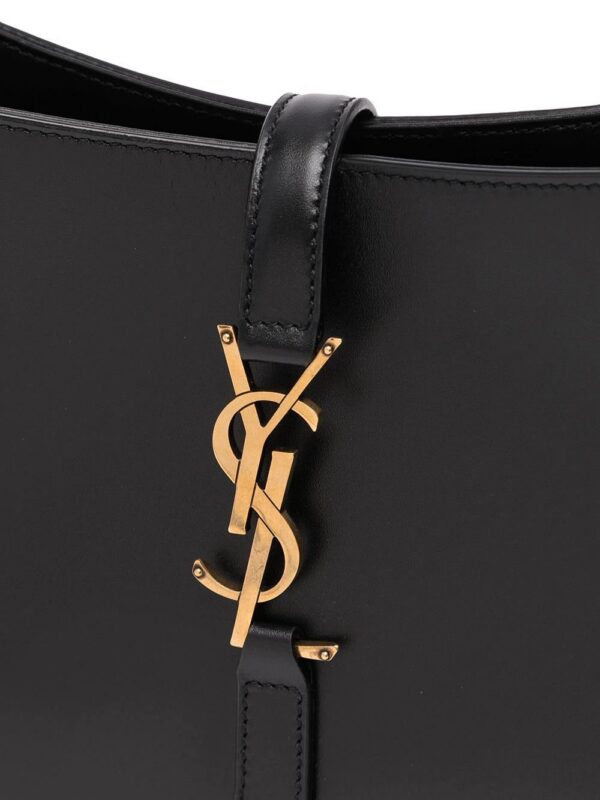 16246582_33684959_1000.jpg Saint Laurent 5A7 logo-plaque shoulder bag