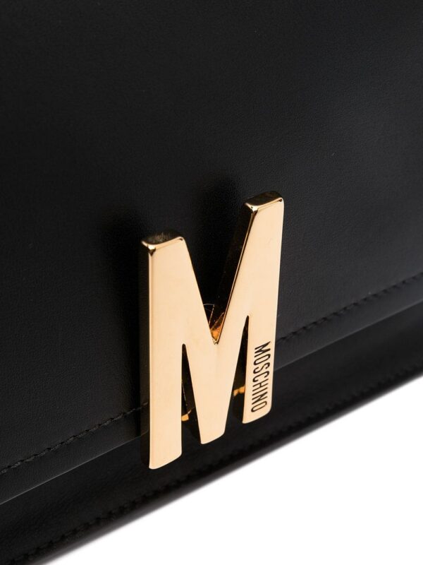 16261644_31095047_1000.jpg Moschino logo-plaque shoulder bag