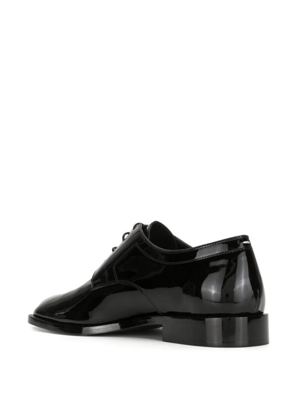 Maison Margiela  Tabi patent-leather brogues