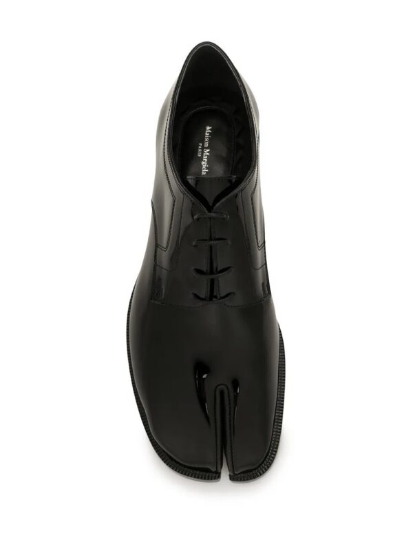 Maison Margiela  Tabi patent-leather brogues