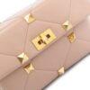 16273082_8bfd9621-9d0e-42f3-a0ee-68608ba6eb45_1000.jpg Valentino Garavani Roman Stud top-handle bag