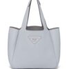16407989_31723841_1000.jpg Prada logo-plaque tote bag
