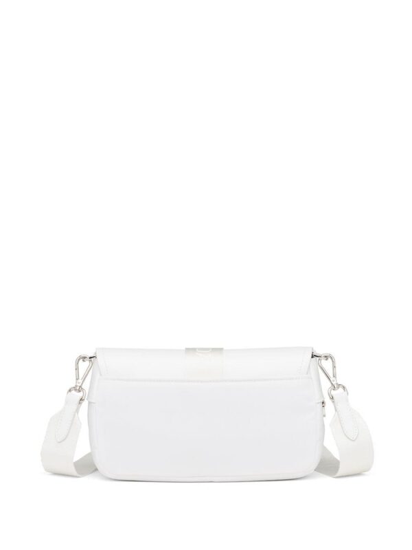 16437314_31725329_1000.jpg Prada pocket detail shoulder bag