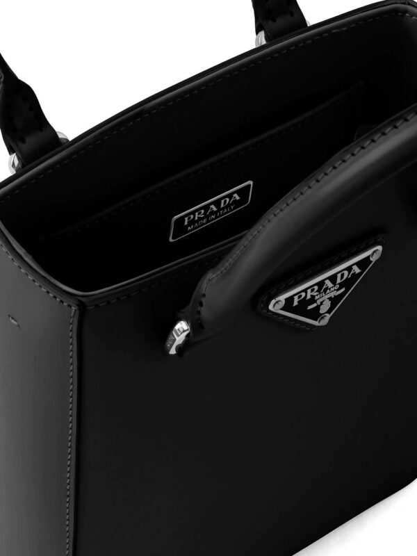 16441810_32154095_1000.jpg Prada triangle-logo tote bag