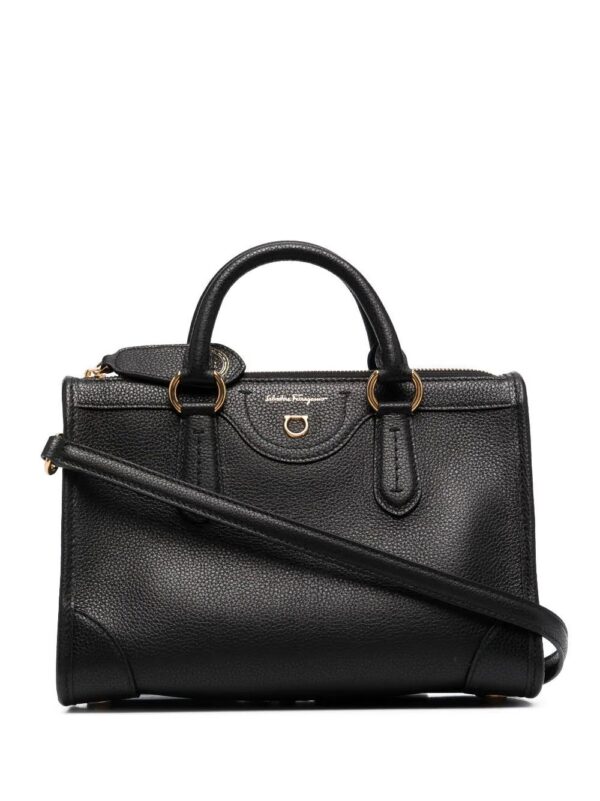 16510941_08db6259-3b90-418b-b5c3-6bdc409a21e5_1000.jpg Ferragamo small Travel handbag