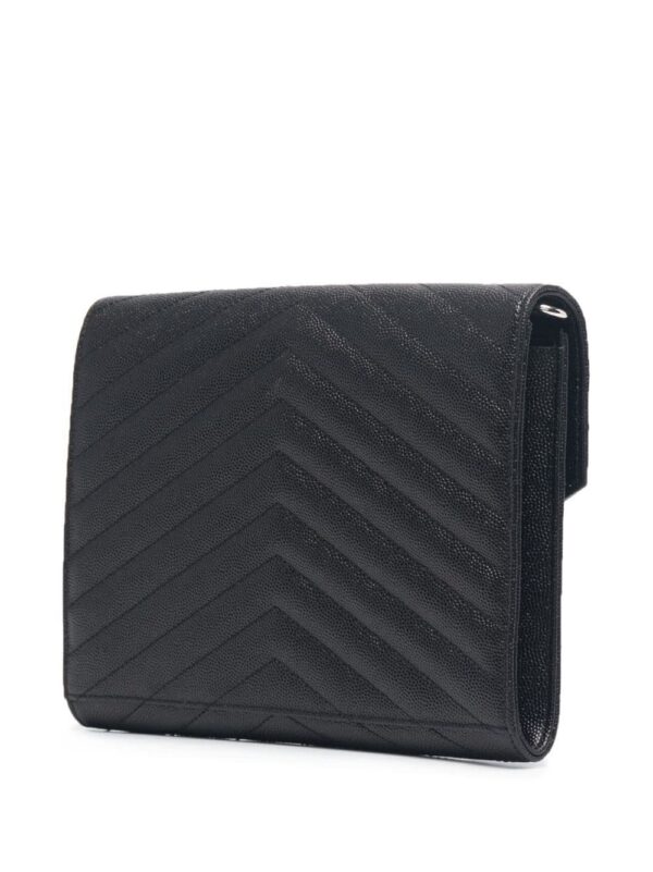 16635092_4abebbb6-ed6d-48bb-9449-b5fea55574d6_1000.jpg Saint Laurent logo-plaque chevron-quilt clutch bag