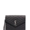16635092_efbad3e1-4570-4c22-8824-c072bbfe8a32_1000.jpg Saint Laurent logo-plaque chevron-quilt clutch bag