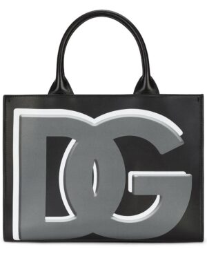 16659003_33814325_1000-1.jpg Dolce & Gabbana DG Daily logo-print calf leather shopper bag