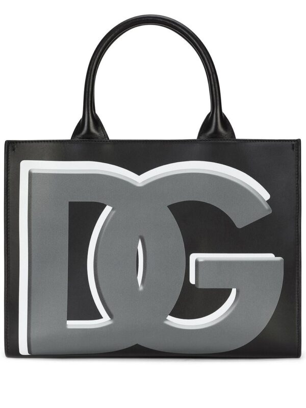 16659003_33814325_1000.jpg Dolce & Gabbana DG Daily logo-print calf leather shopper bag