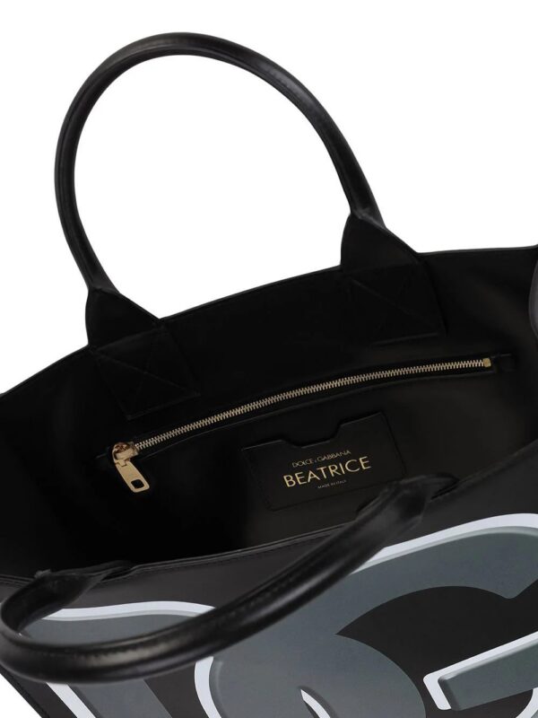 16659003_33815339_1000.jpg Dolce & Gabbana DG Daily logo-print calf leather shopper bag