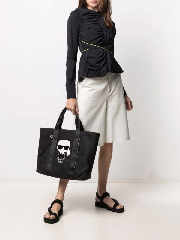 16702440_33051670_1000.jpg Karl Lagerfeld K/Ikonik tote bag