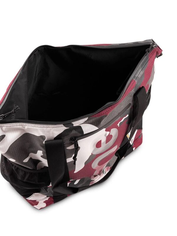 16820189_33342735_1000.jpg Supreme logo zip tote bag