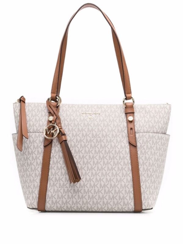 16834147_33658141_1000-1.jpg Michael Kors Voyager logo-print tote bag