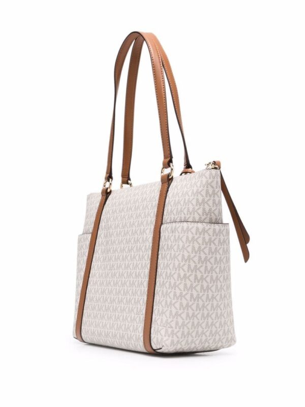 16834147_33659304_1000-1.jpg Michael Kors Voyager logo-print tote bag