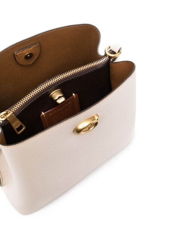 16933975_b468fbe7-3355-446c-aaf6-0865b8edd4c6_1000.jpg Coach logo-plaque leather tote bag