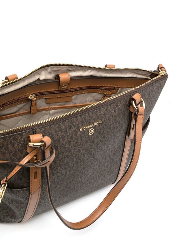 16934420_35329565_1000-1.jpg Michael Kors monogram-print leather tote bag