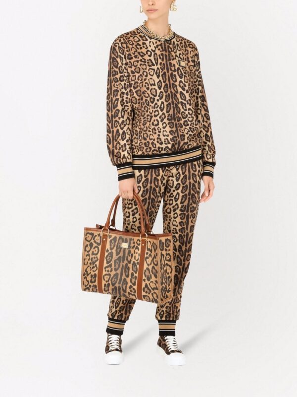 17055500_35287000_1000-1.jpg Dolce & Gabbana Crespo leopard-print tote bag