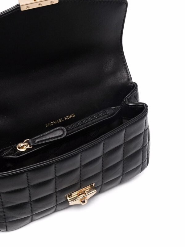 17118885_34648027_1000.jpg Michael Michael Kors logo-engraved quilted shoulder bag