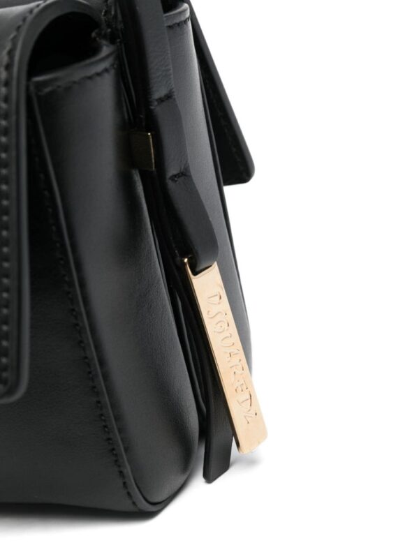17151641_5213e32d-2ece-4d96-9bee-79664a91c863_1000.jpg DSQUARED2 logo-charm leather shoulder bag
