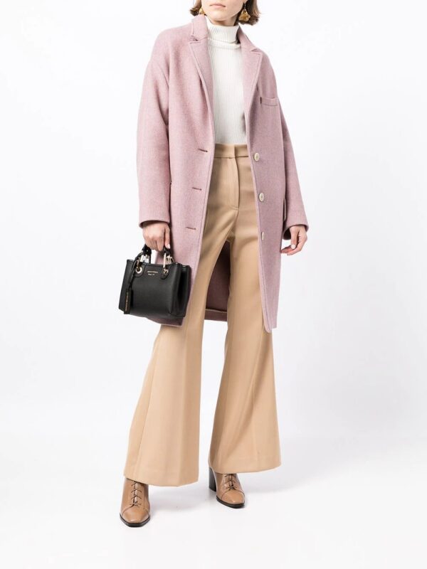 17216993_35247564_1000_c5ad2fef-fc6b-4649-a8de-225e6b960045.jpg Emporio Armani embossed-logo tote bag