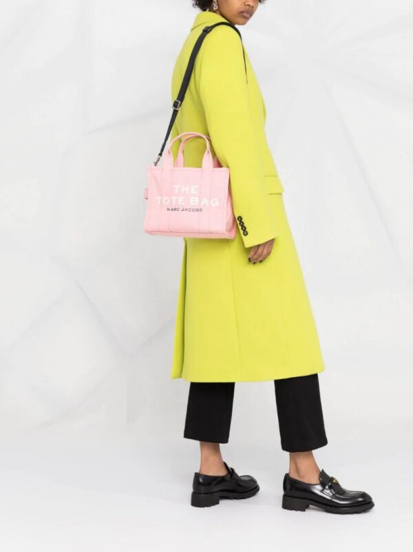 17276481_b1449733-cc2e-4bcd-8c72-1538596a1fb4_1000.jpg Marc Jacobs x Peanuts mini The Tote Bag
