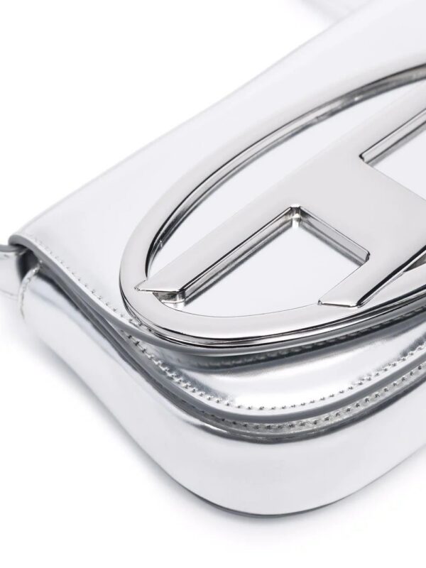 17387603_38658624_1000.jpg Diesel 1DR metallic shoulder bag