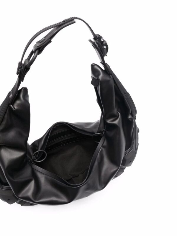 17470451_36220044_1000.jpg Innerraum ruched zipped shoulder bag