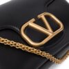 17529915_36928342_1000.jpg Valentino Garavani Stud Sign shoulder bag