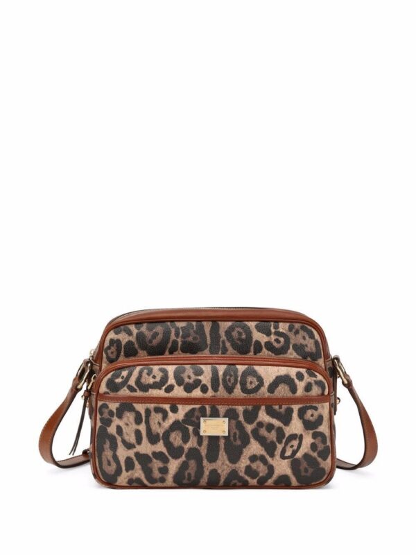 17636410_37378166_1000.jpg Dolce & Gabbana Crespo leopard-print handbag