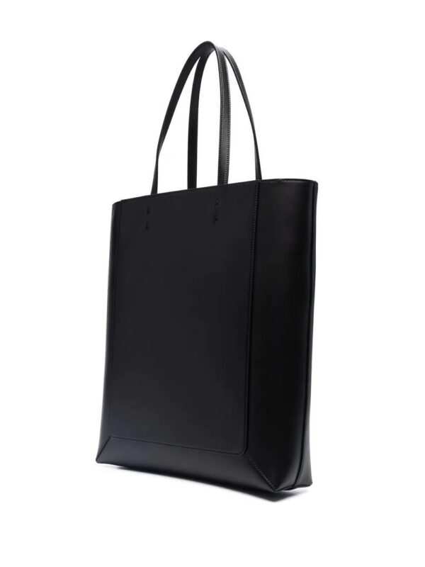 17656364_36947057_1000.jpg Gucci debossed leather tote bag