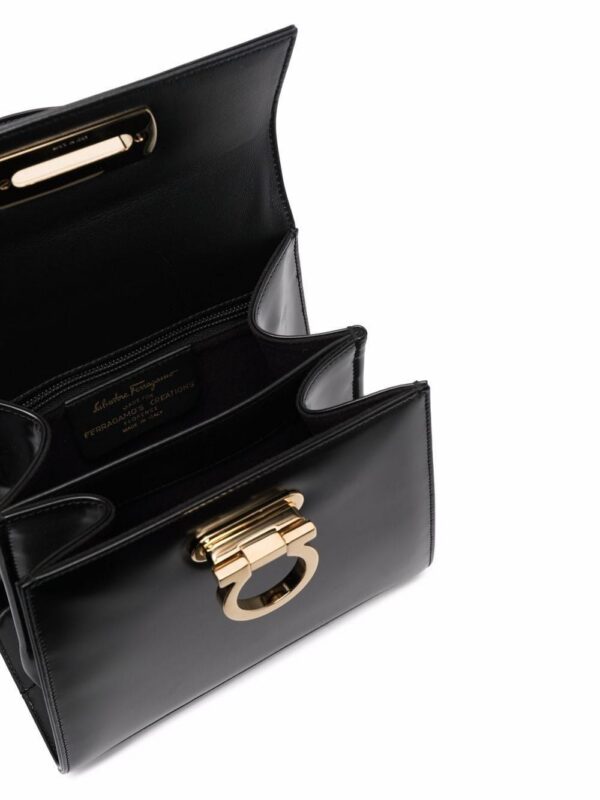 17714576_37227915_1000.jpg Ferragamo Gancini leather tote bag