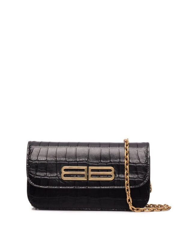 17730588_37649579_1000.jpg Balenciaga Gossip chain wallet