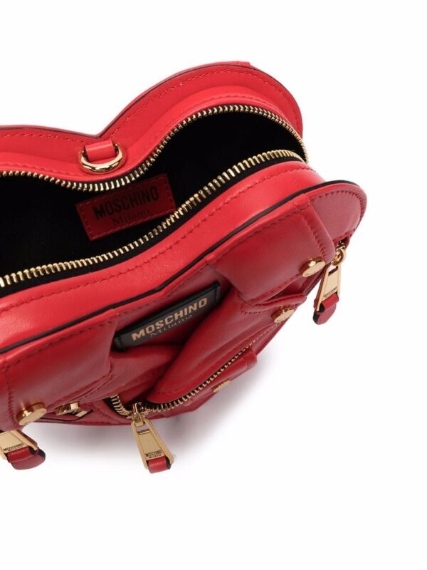 17754254_38891671_1000.jpg Moschino heart-shape moto shoulder bag