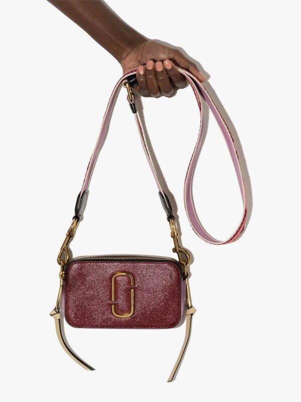 17782644_37519476_1000.jpg Marc Jacobs The Snapshot leather crossbody bag